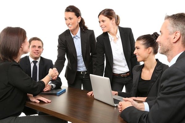 Quelle utilisation de l’IA pour améliorer le service client ?